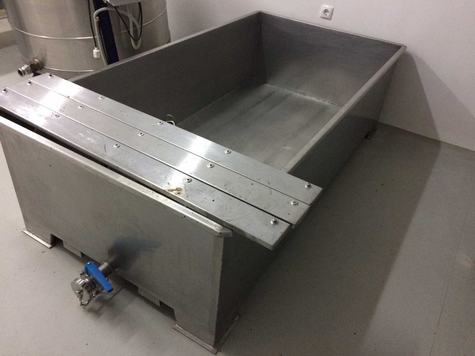 TINA DE INOX com torneira