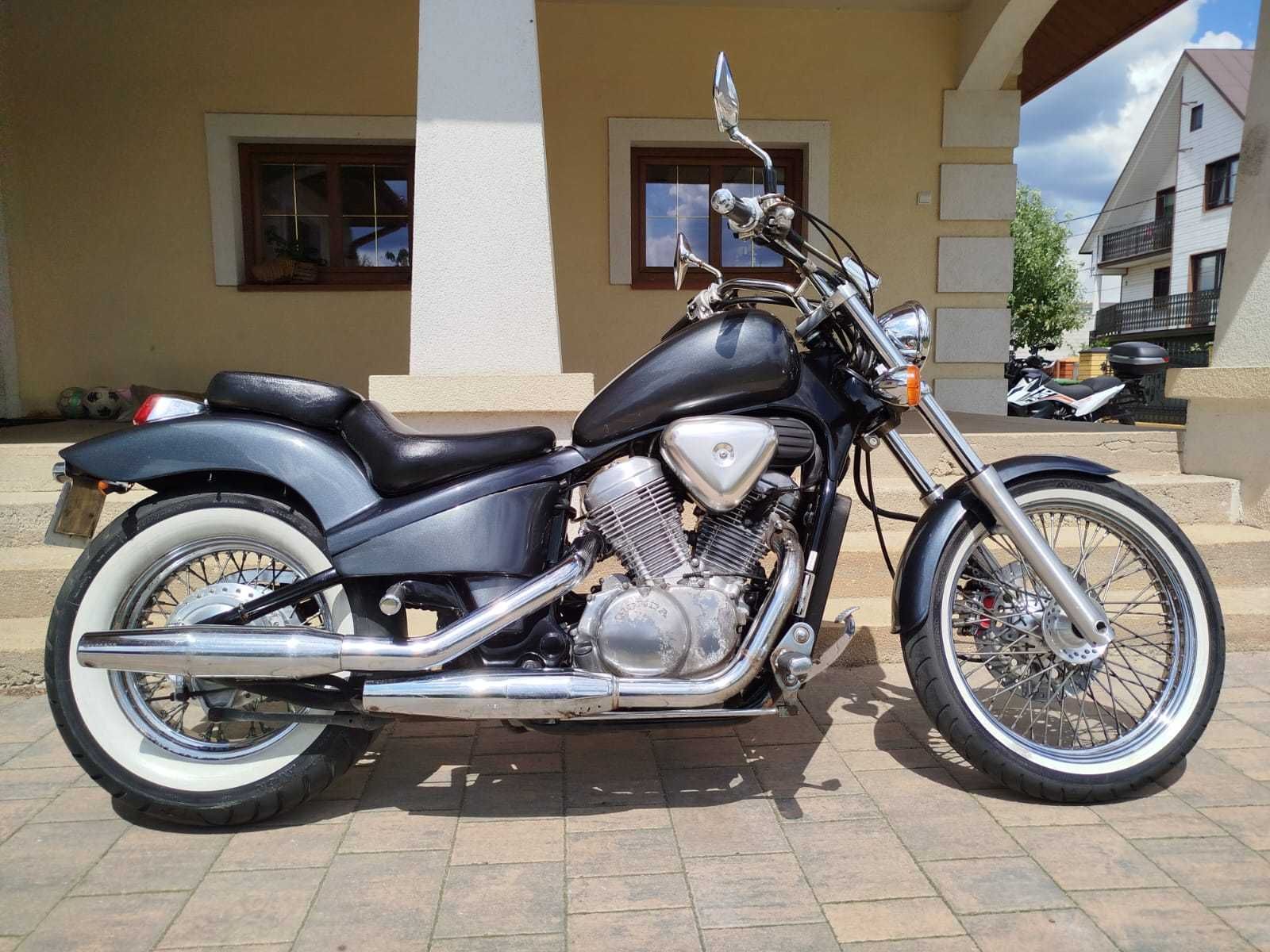 Hond Shadow 600, rok 1998