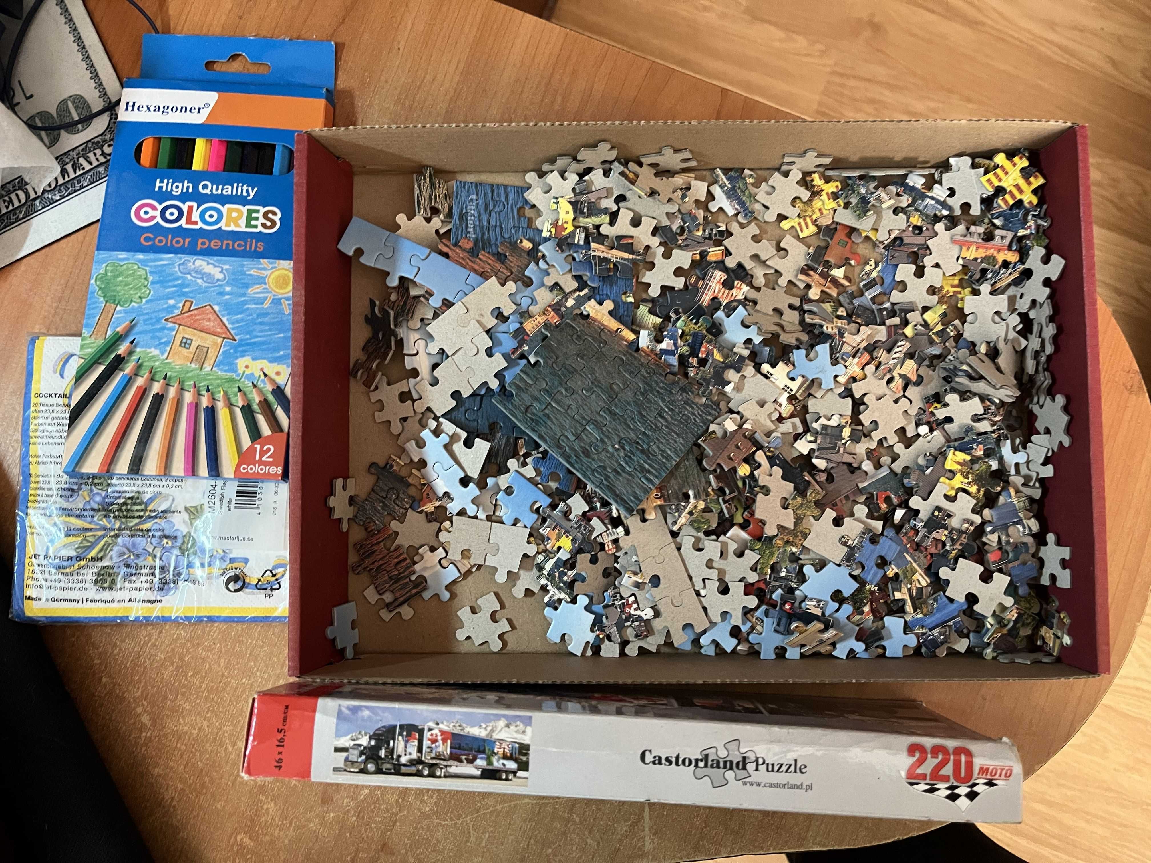 Набор пазлов CastorlandPuzzle "The Old Town of Stockholm, Sweden" +ЕЩЁ