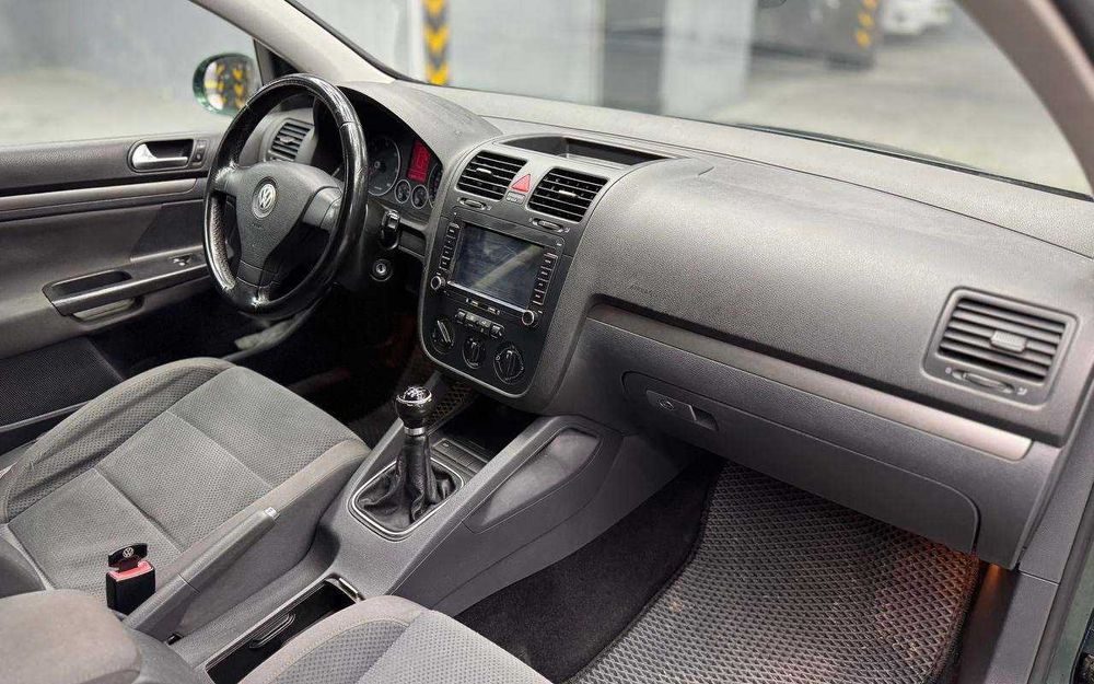 Volkswagen Golf 2006