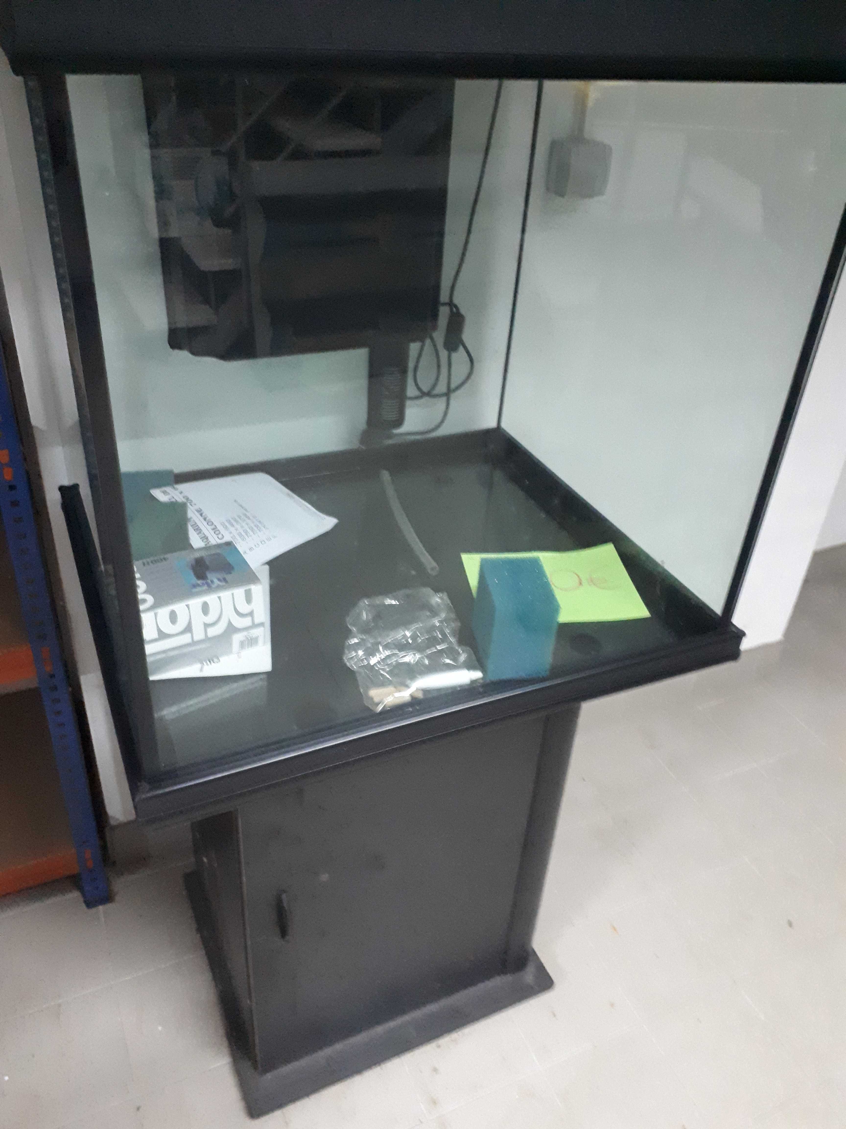 Aquário Aquatlantis 240 l novo