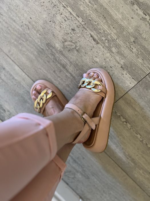 Босоніжки, 37 розмір