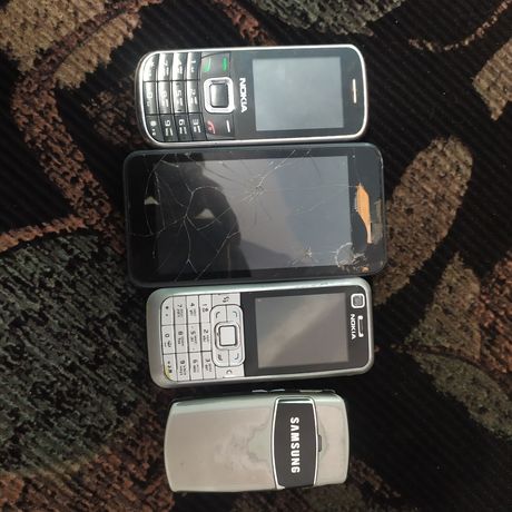 Продам 4 телефони nokia, Samsung