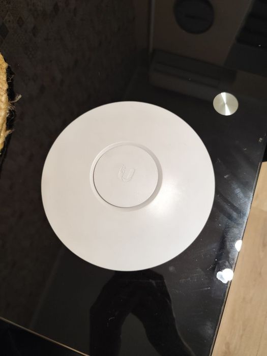 Wi-Fi точка доступу Ubiquiti UniFi AP AC Lite (UAP-AC-LITE)