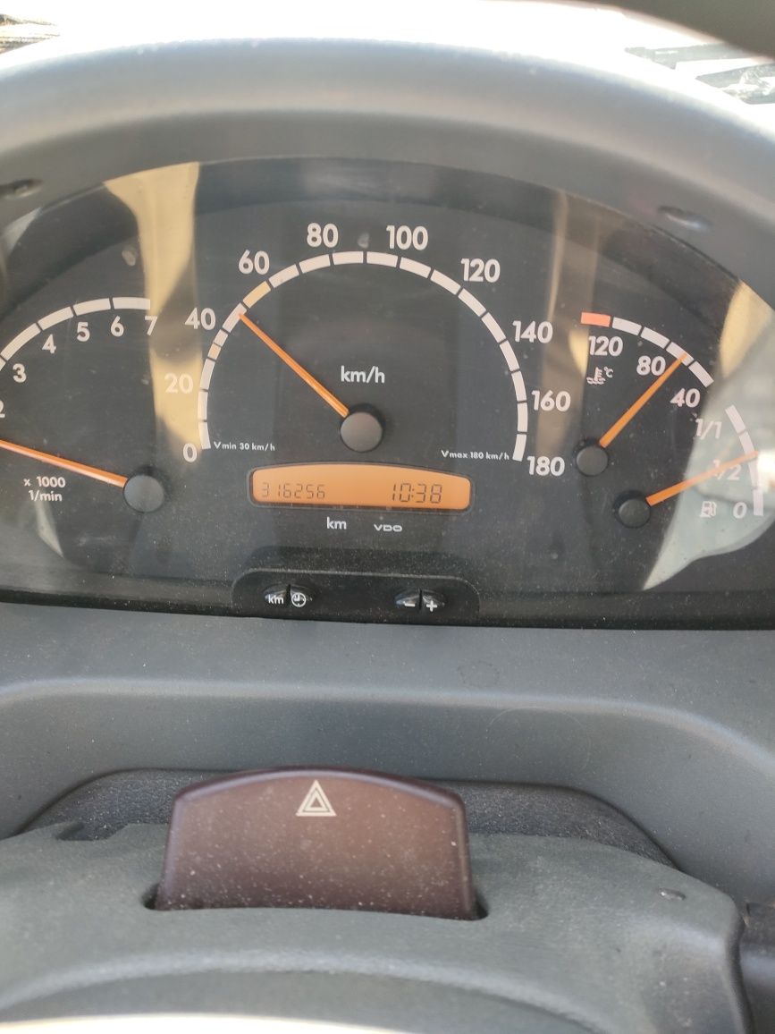 Mercedes Sprinter 904