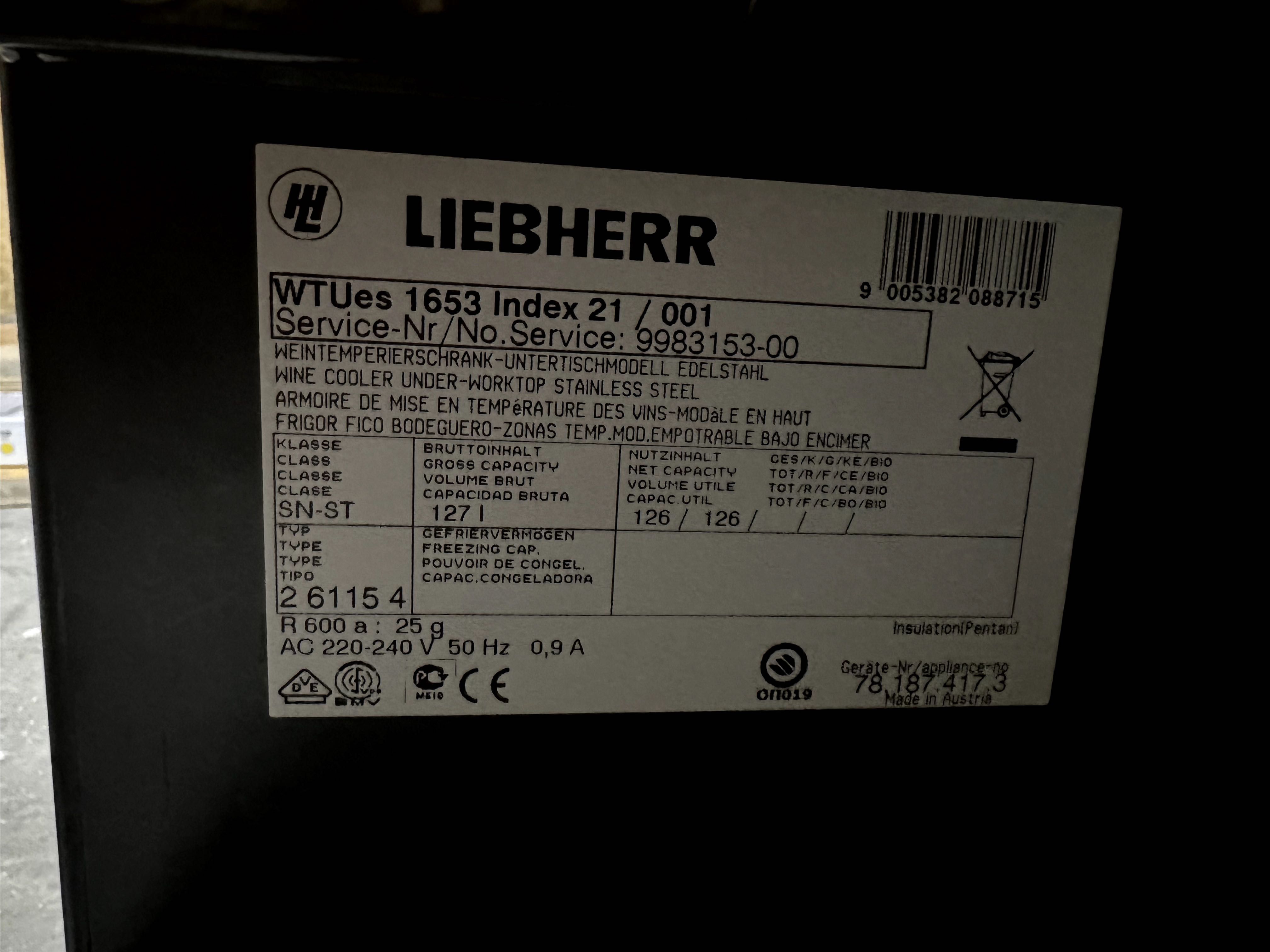Garrafeira Liebherr wtues 1653