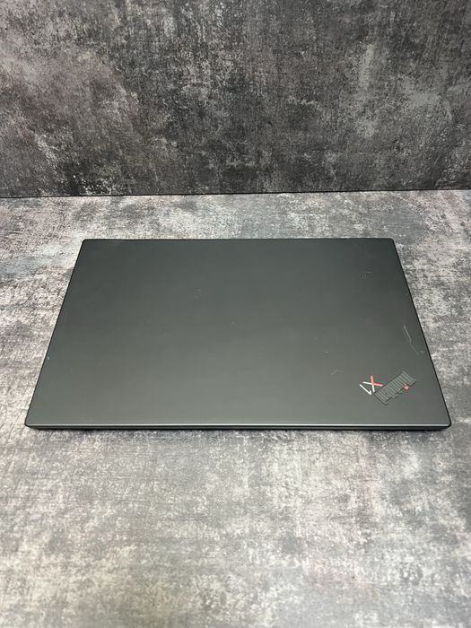 Lenovo ThinkPad X1 Carbon 8 Gen i7-10610u 16Gb 256Gb IPS 14”