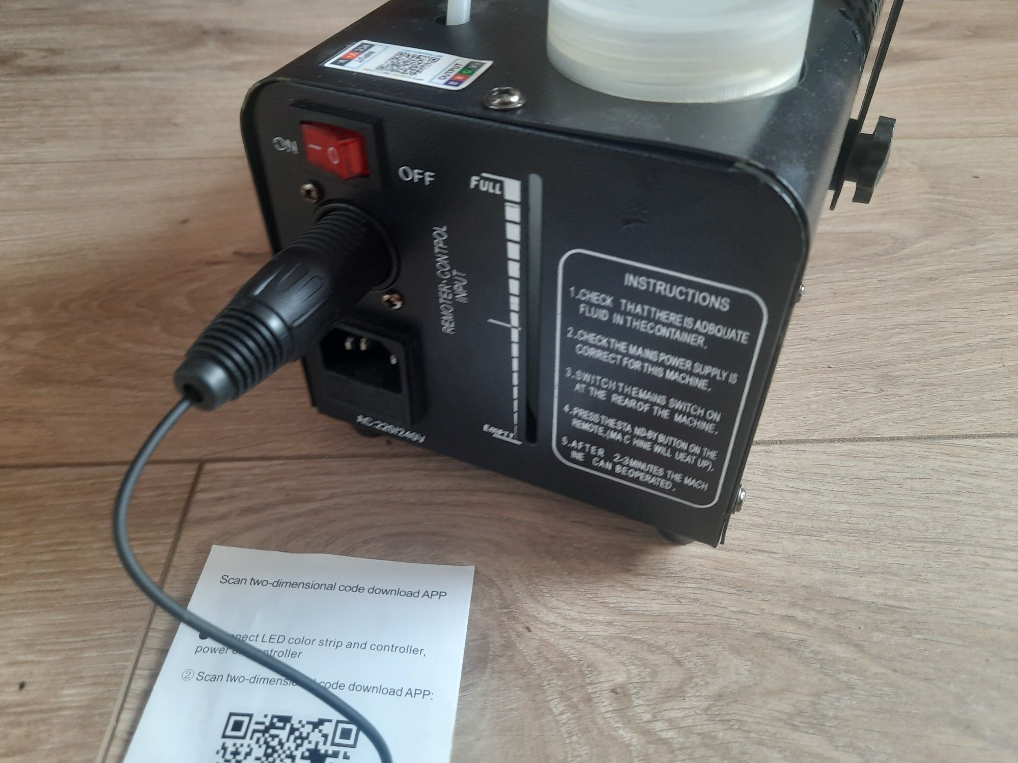 Maszyna do dymu, wytwornica dymu, dymiarka z RGB bluetooth LED 500 wat