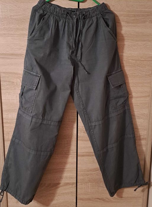 Spodnie damskie z szerokimi nogawkami Cropp / rozmiar 34