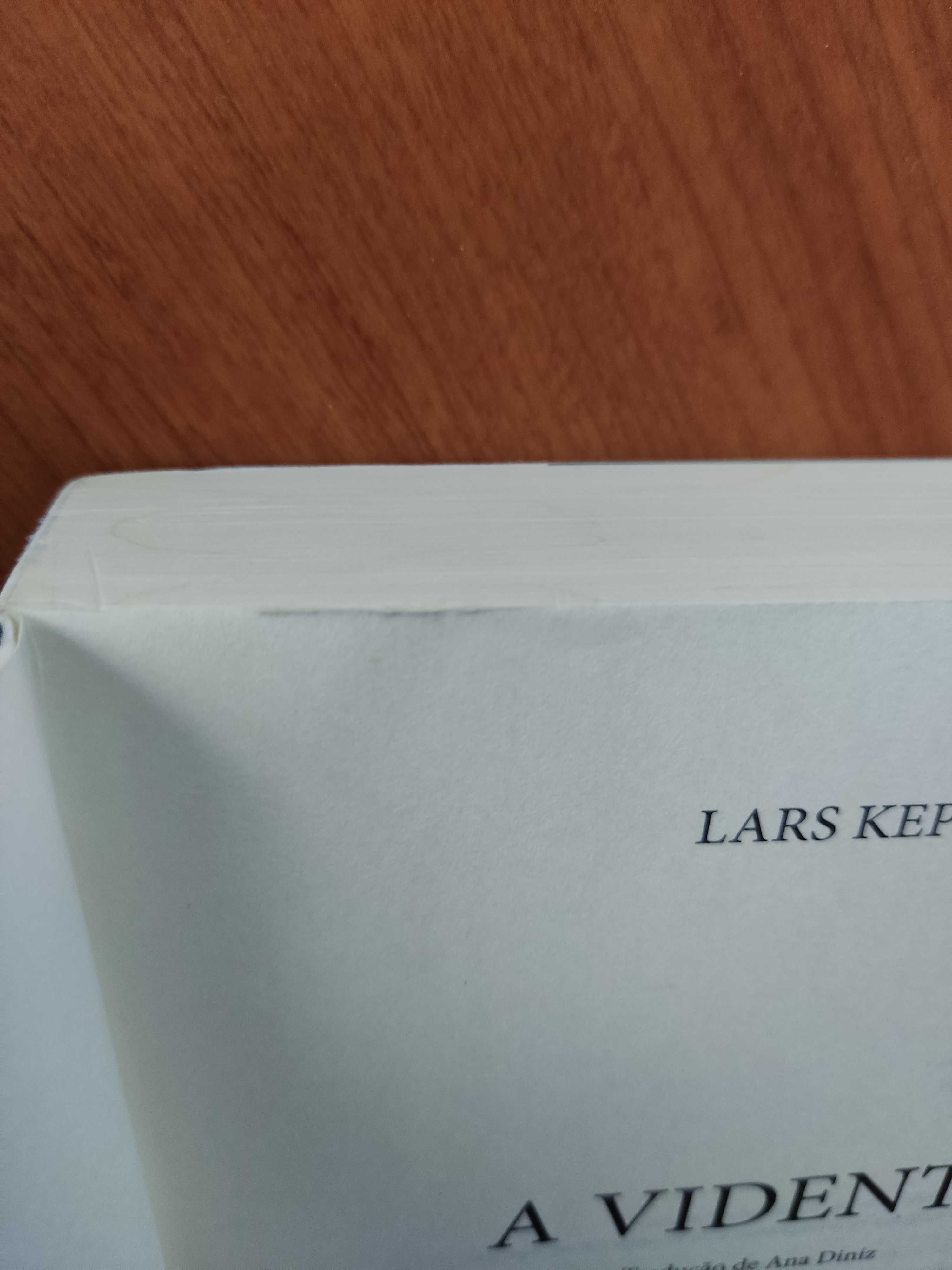 Livro "A Vidente" de Lars Kepler
