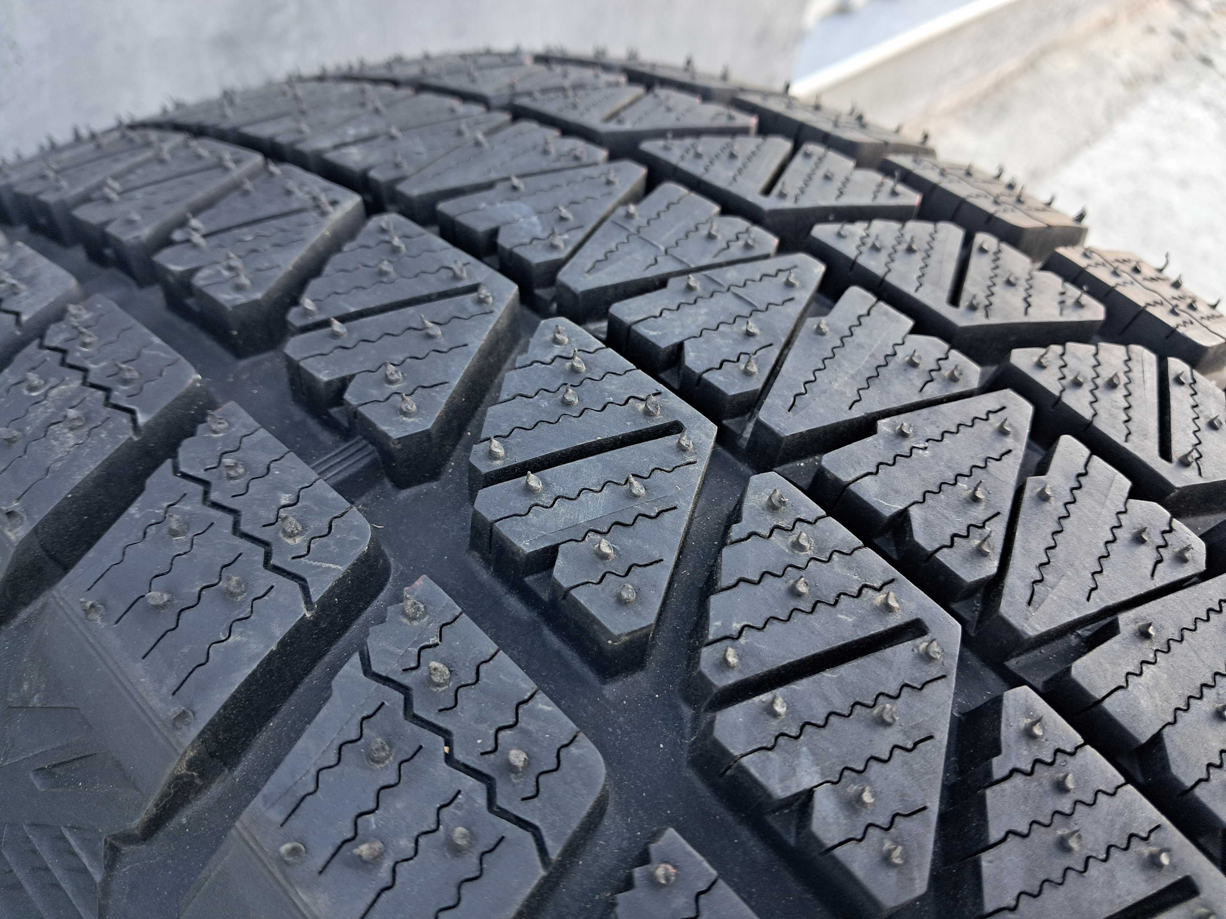 Резина зима НОВА Bridgestone 255/50 R20 Blizzak DM-V3