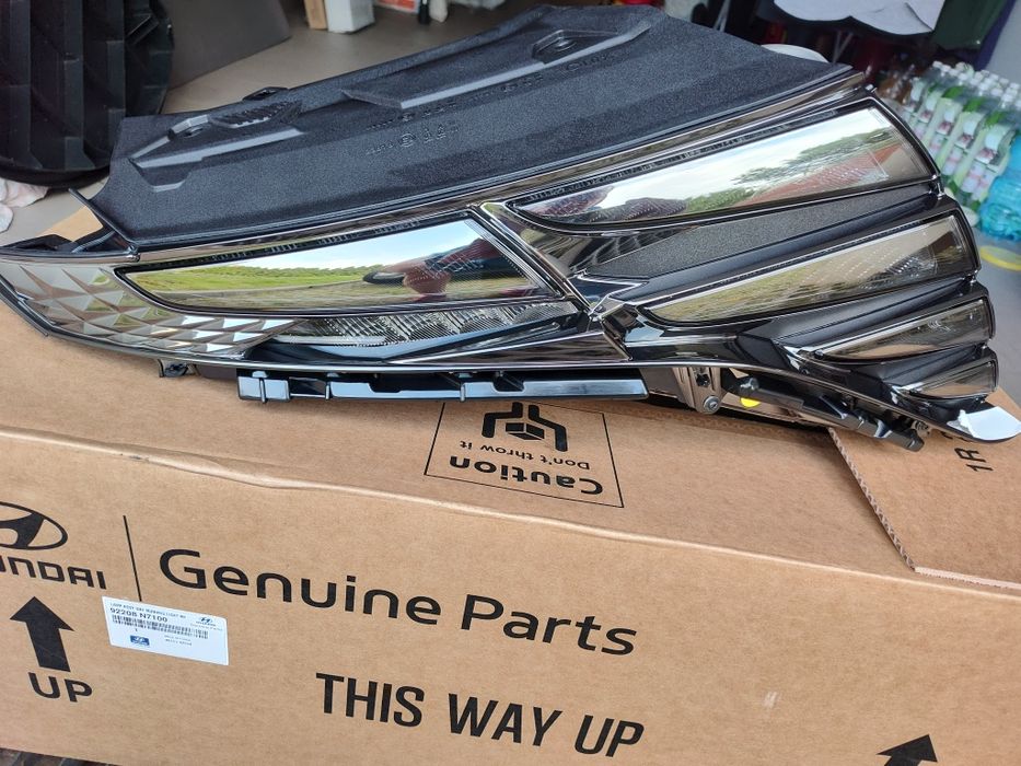 Lampa przednia LED Hyundai Tucson