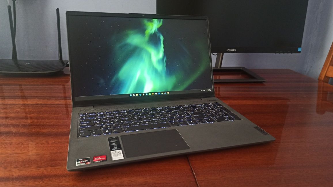 Ноутбук Lenovo IdeaPad 5 15ALC05 Graphite Grey - відмінний стан