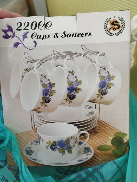 Чайний набір, чашки