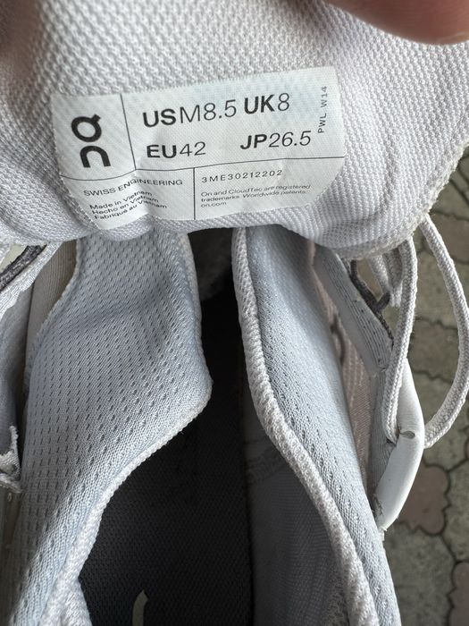 Кросівки бігові мега зручні On cloud nova