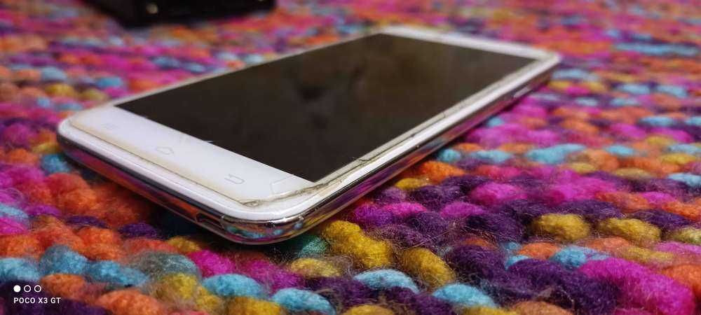 Смартфон Jinga Basco M500