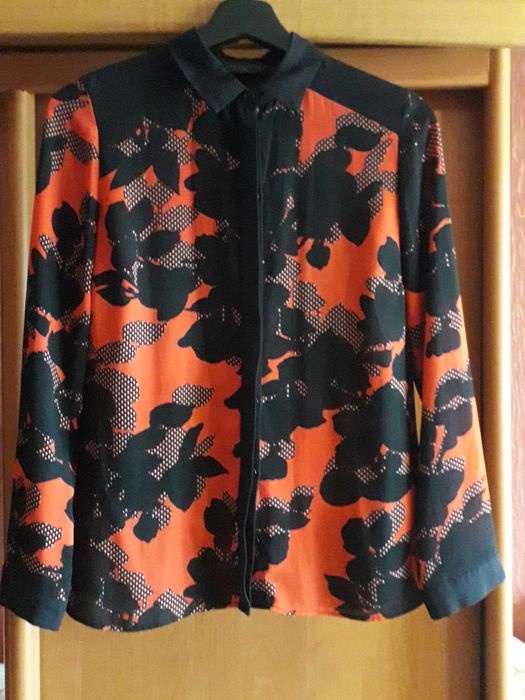 Блузка с длинными рукавами