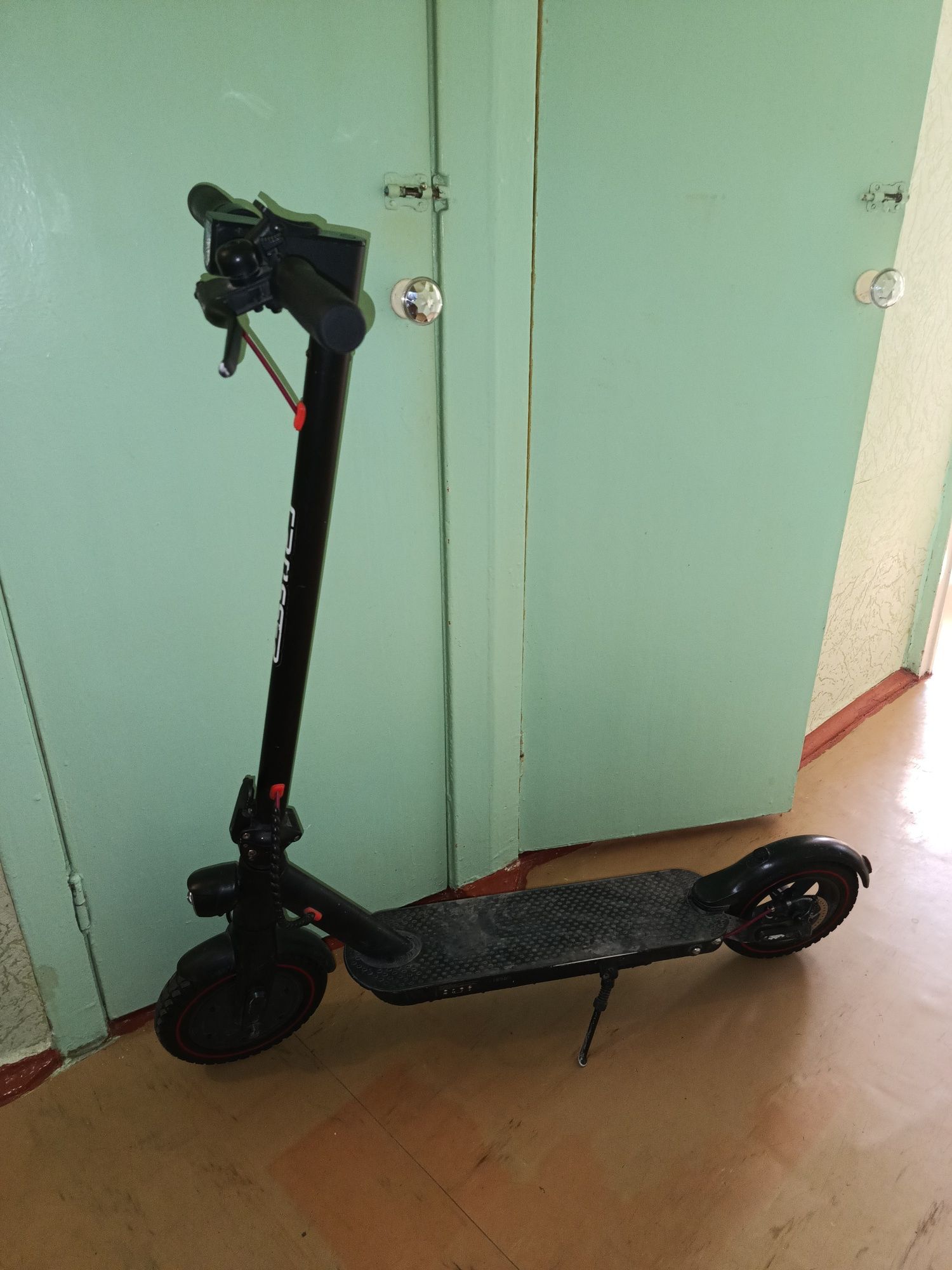 Електросамокат Crosser E9