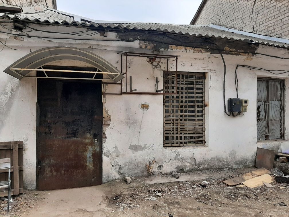 Сдам склад 75+30м2,пр.Слобожанський возле НП N3.Яскрава(Тверская) Собс