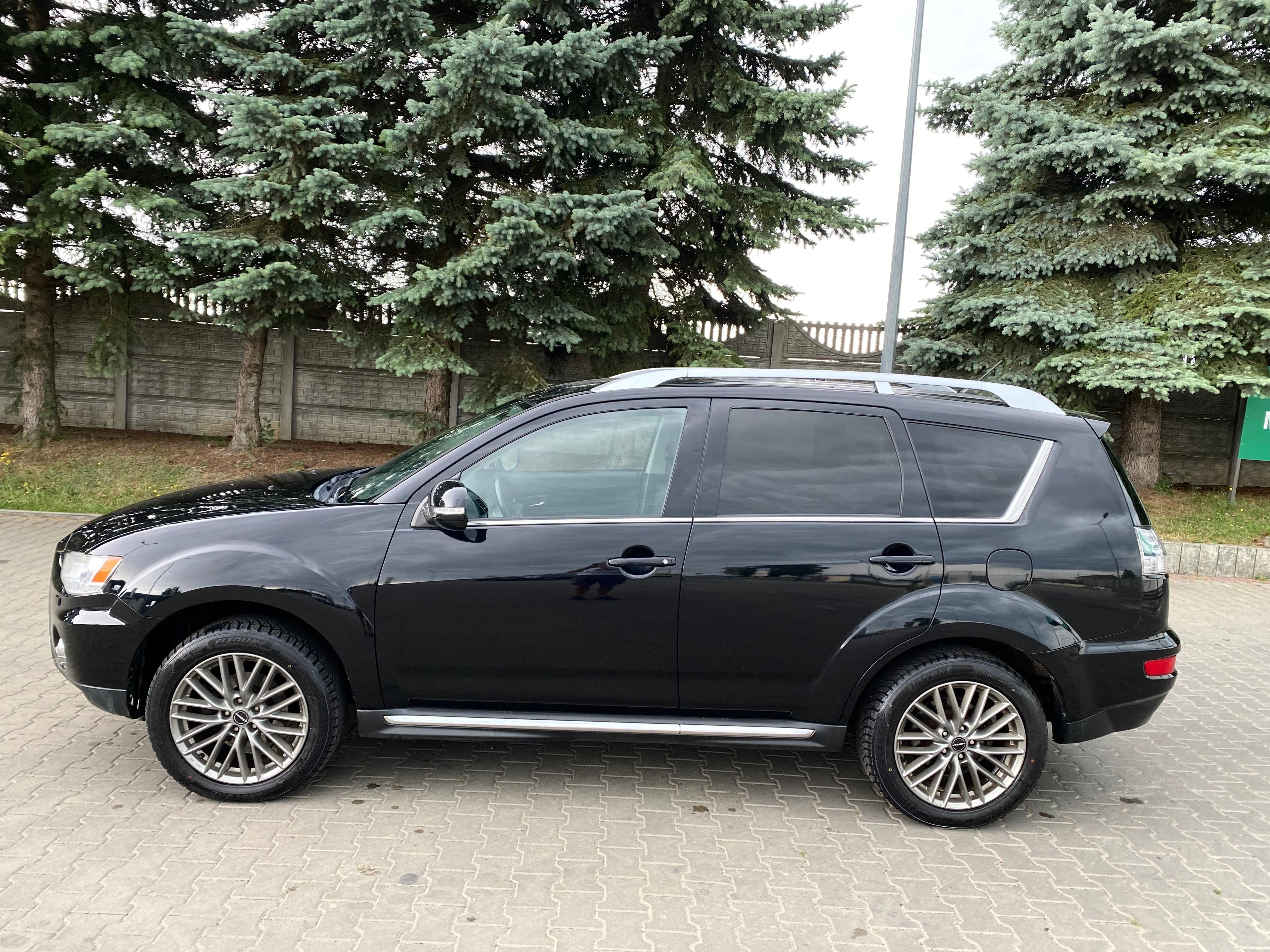 Mitsubishi Outlander 4x4•AUTOMAT•7osob•nowe opony•Niemcy•zarejestrowan