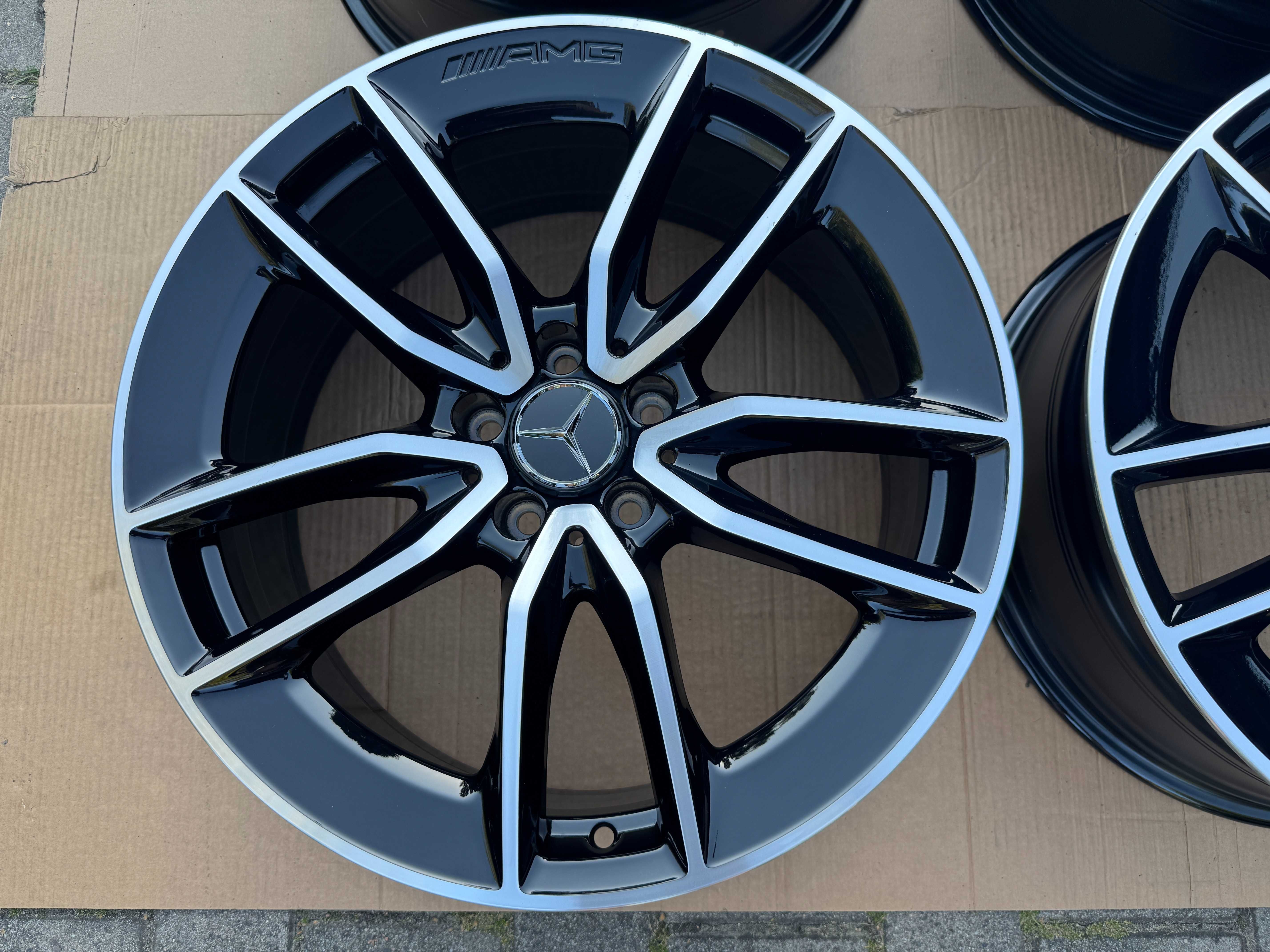 4x Org Felgi alu 19cali MERCEDES A W177 AMG (8JX19 ET40) DEMO 2023r