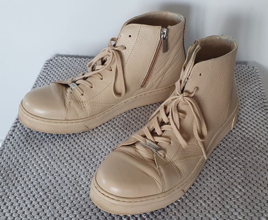 LASOCKI półbuty skórzane r.41 używane