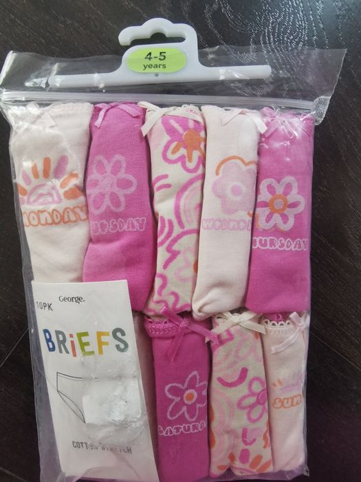 Majtki dla dziewczynki 10 pak George rozmiar 110
