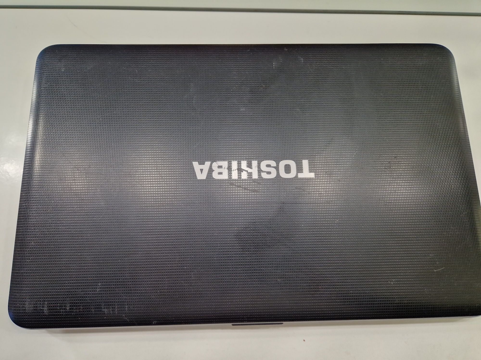 Ноутбук 15,6" Toshiba i3 Satellite Pro C850 240gb ssd , 8gb ram