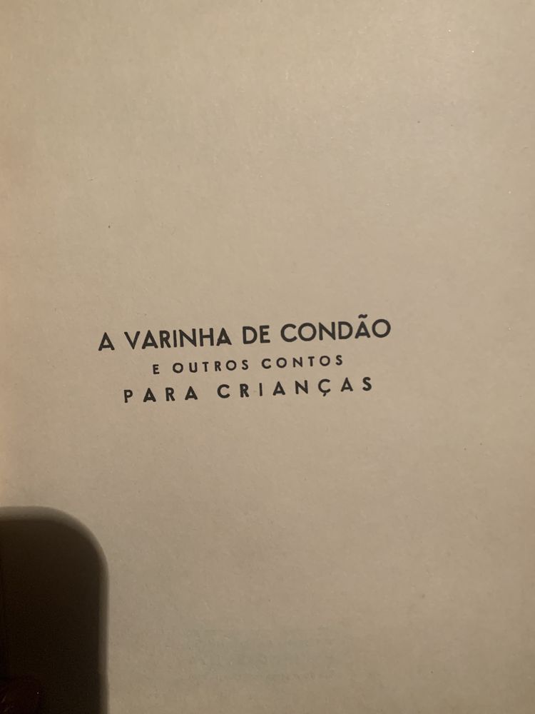 “A Varinha de condão e outros contos para crianças”