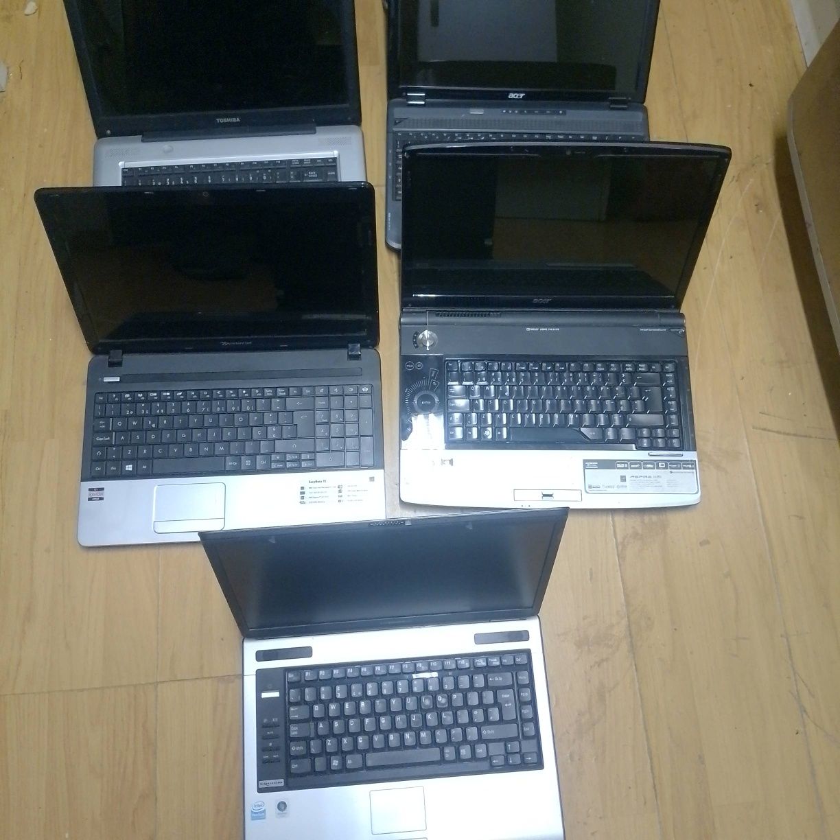 Vendo lote 9 portáteis para peças