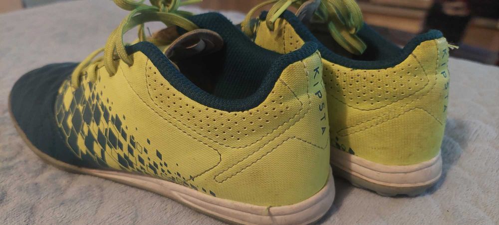 Chuteiras Kipsta Agility 500