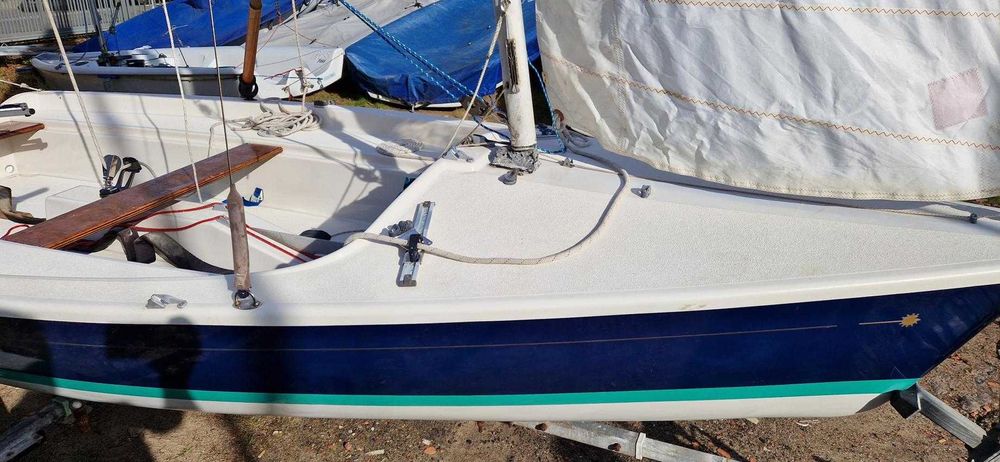 Łódź żaglowa żaglówka Laser 13 + wózek slipowy, wiosła (2)