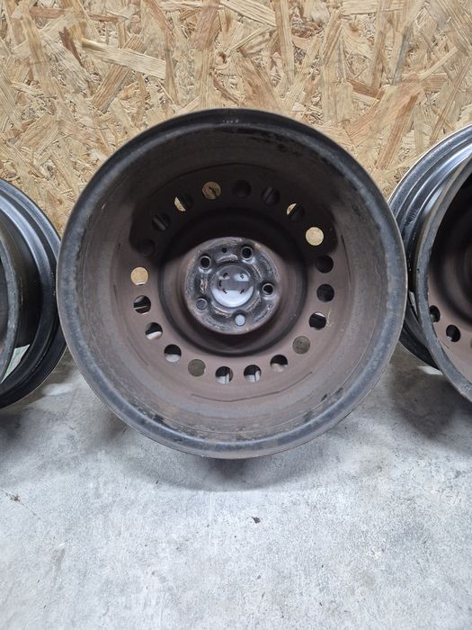 Диски 5*114.3, R16,  Nissan