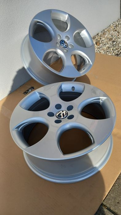 Alufelgi 5x100 r 17 VW GOLF POLO GTI 530.696.949