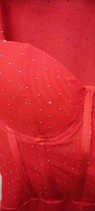 Nowe body czerwone roz m/l