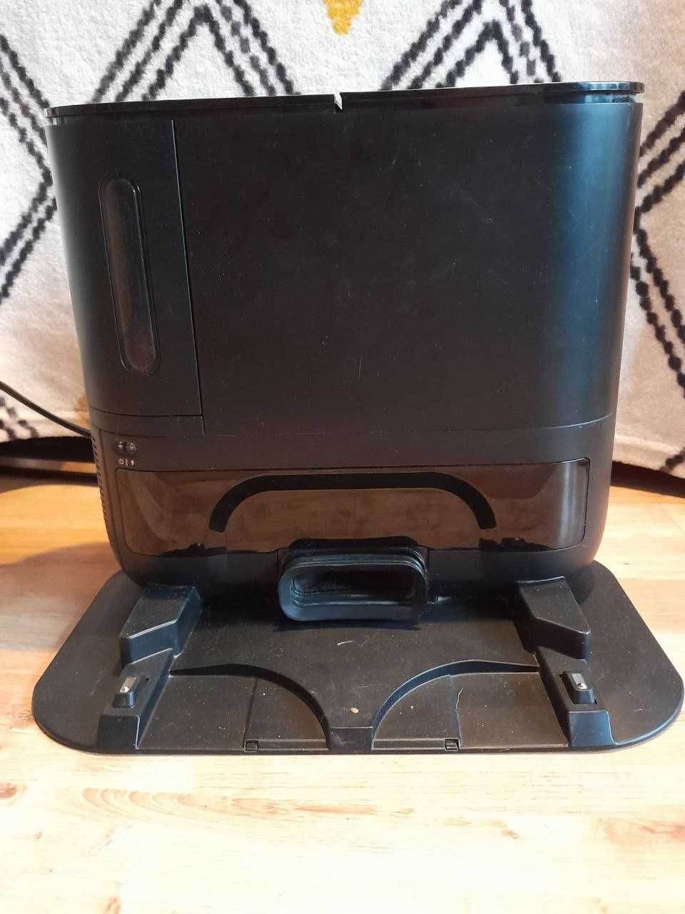 Robot sprzątający Shark RV1100S1EU.