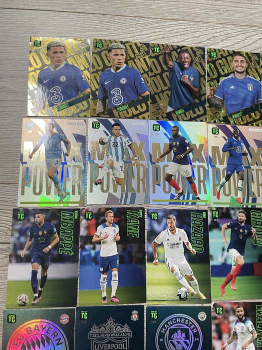 Karty pilkarskie Top Class 2024