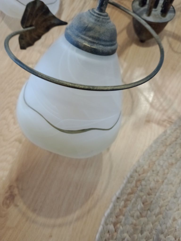 Sprzedam żyrandol