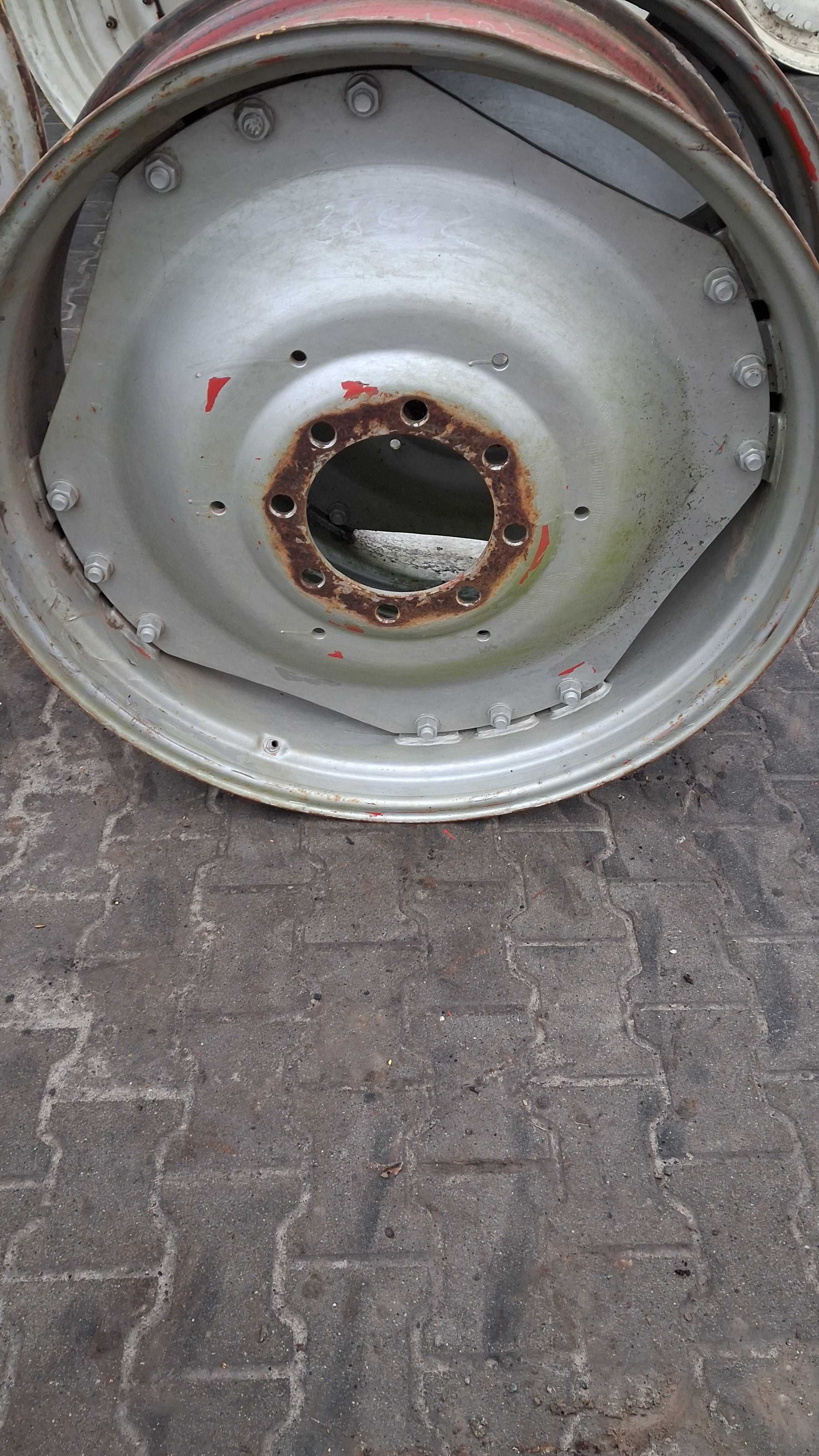 Felgi 15x38 Deutz Case MF Fendt Ursus 18.4r38 420/85r38 480/70r38