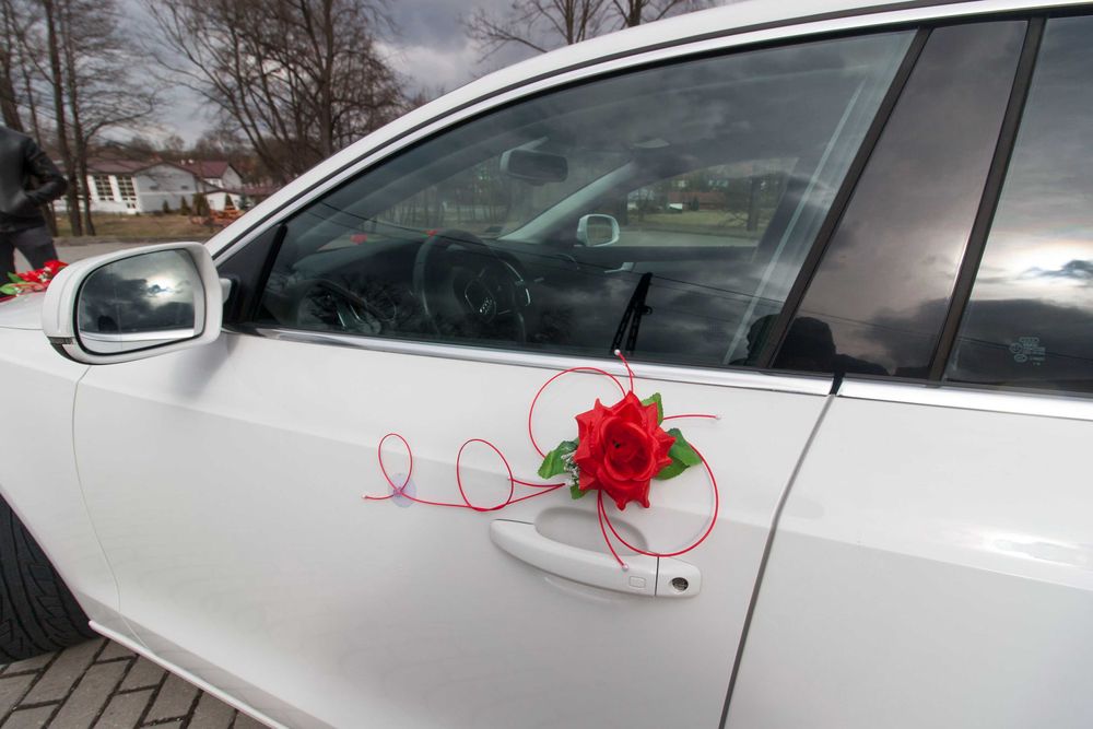 Ozdoba na samochód do ślubu.Dekoracja na przyssawkach 162
