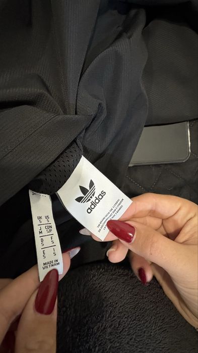 Casaco Adidas, dois lados S, ótimo estado