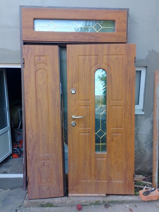 Вхідні двері броньовані