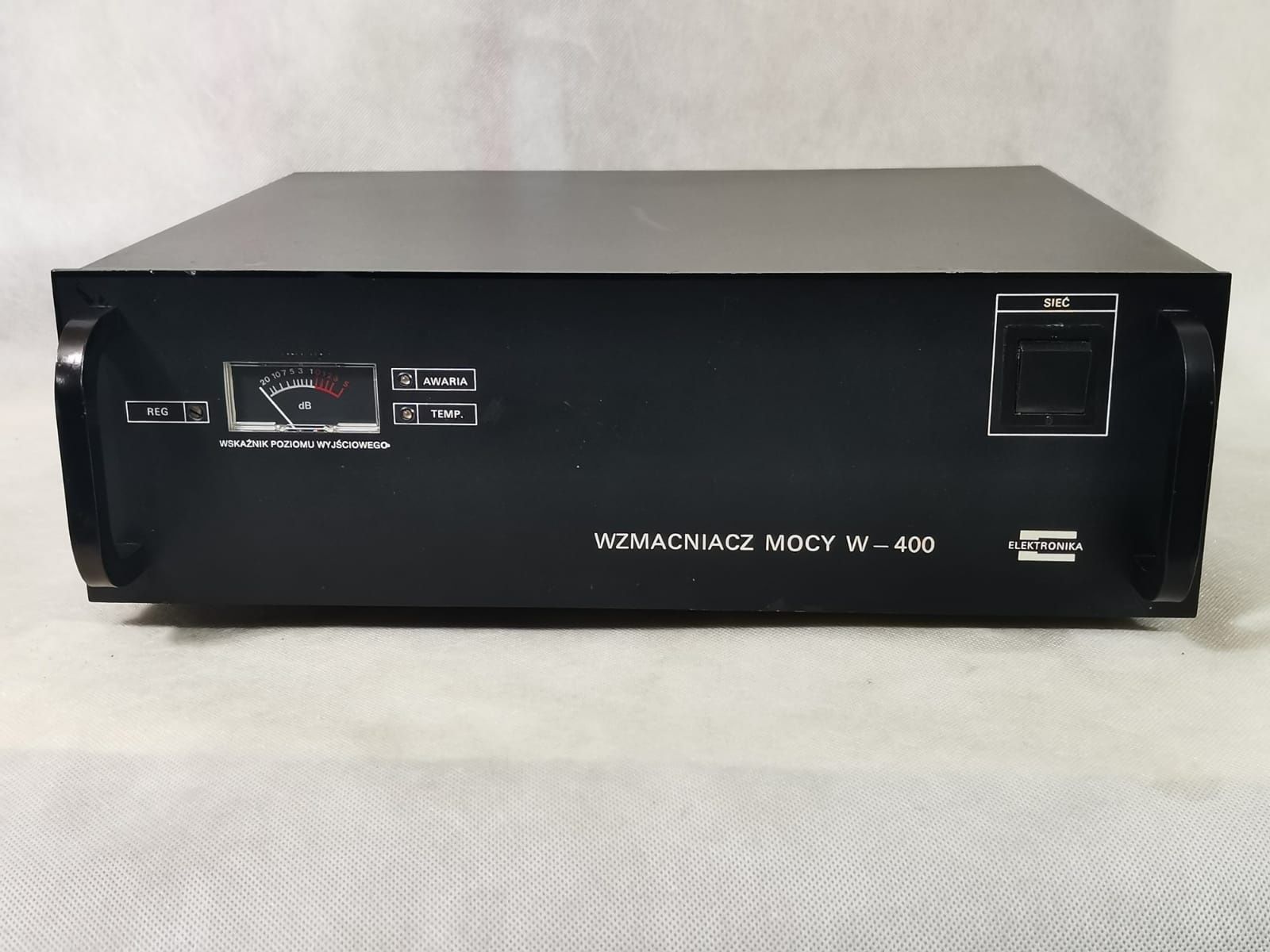 Wzmacniacz W 400 Elektronika Legionowo 4x100W 8ohm Radiowęzłowy 400W