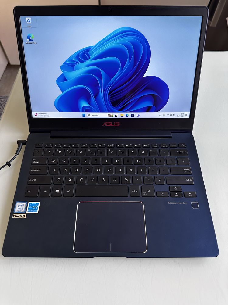 ASUS ZENBOOK UX-331UA/i5-8250/8GB/512SSD/oryg.karton