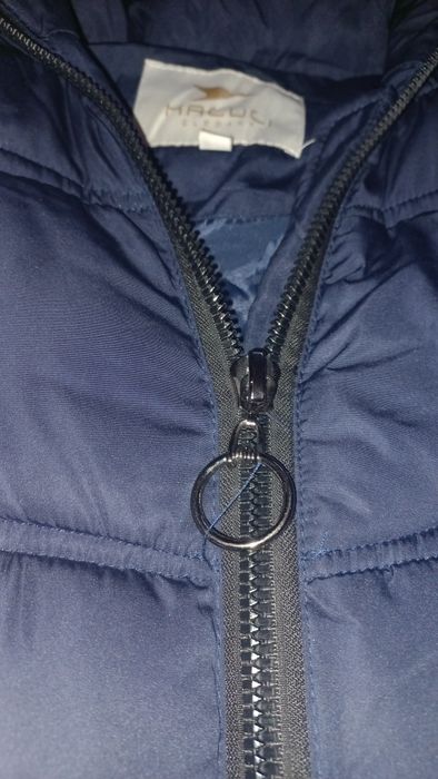 Куртка зимняя  женская в очень хорошем состоянии!