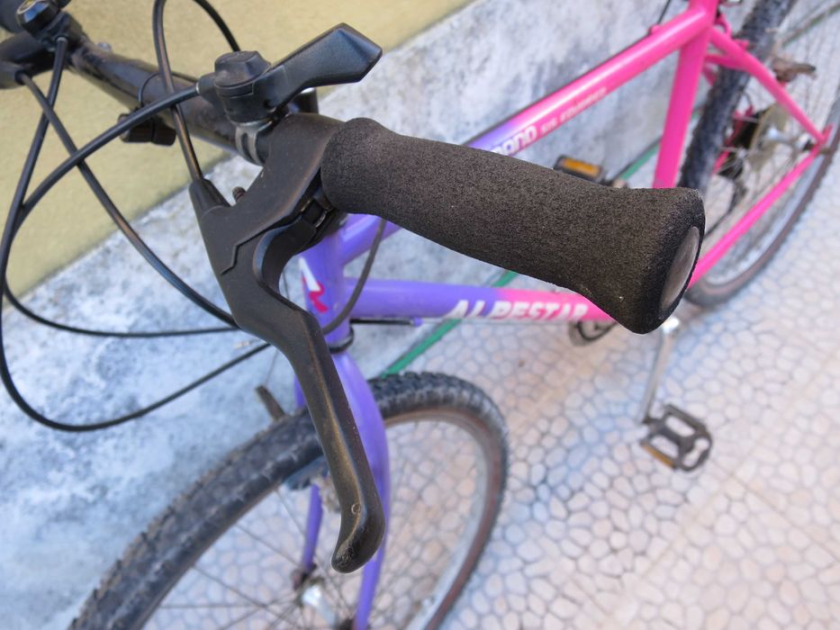 Bicicleta Alpestar montanha roda 26 com 15 velocidades Shimano