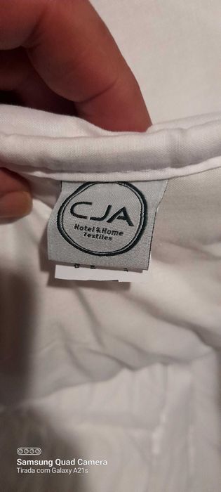 Edredões de hotel novos