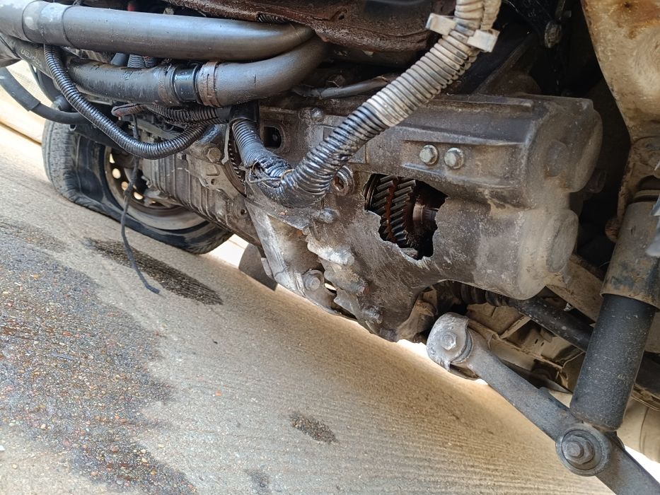 Sprzedam T4 Doka uszkodzony