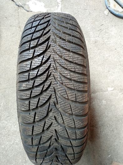 Opona GoodYear 205/60R15 UltraGrip 7 nowa 1 szt.