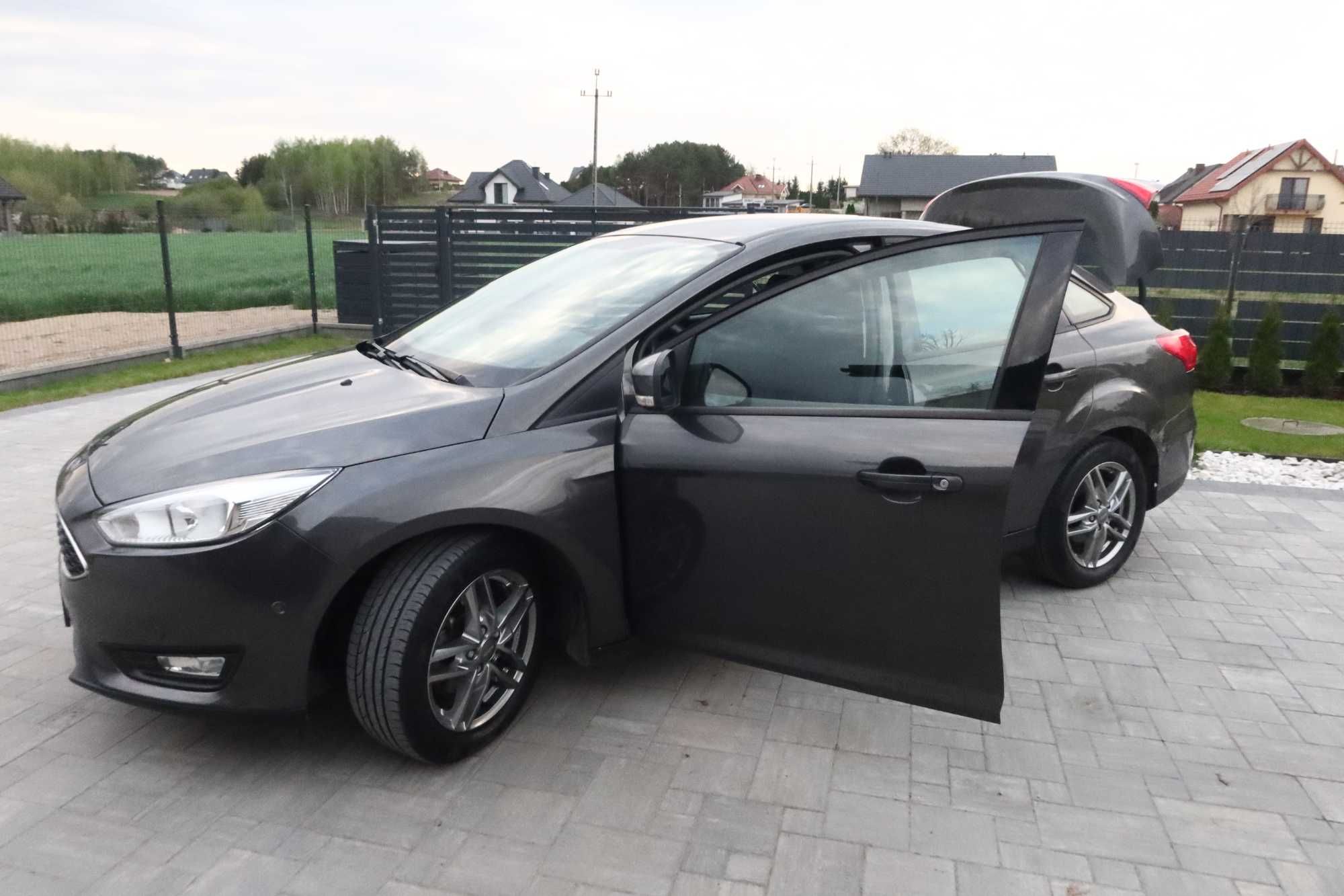 Ford Focus 1.6 Benzyna • 125 KM • Super stan!